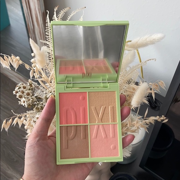pixi blush palette